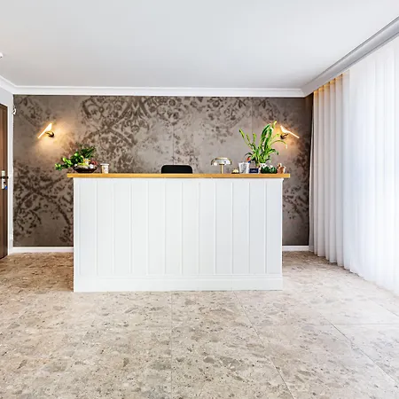 فندق Belmar Park *