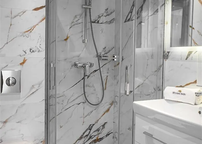 Belmar Park & Hotel *